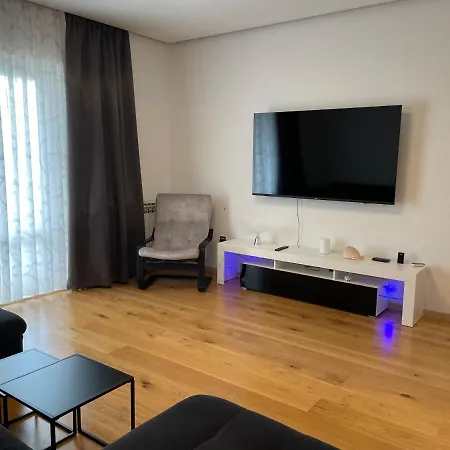 Mateo * Τρογκίρ