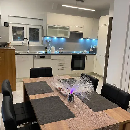 Mateo Διαμέρισμα